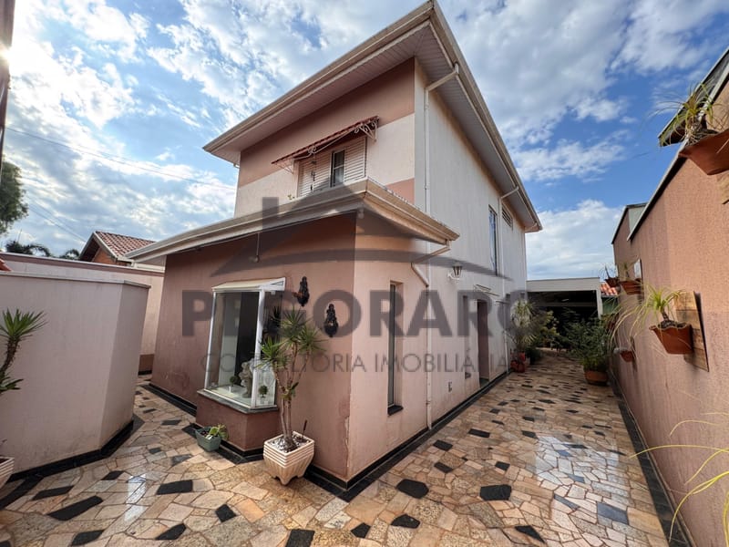 Sobrado Condomínio Parque Egisto Ragazzo