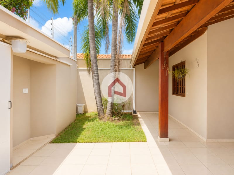 Casa à Venda no Jardim Residencial Alto da Graminha - Limeira/SP - 2